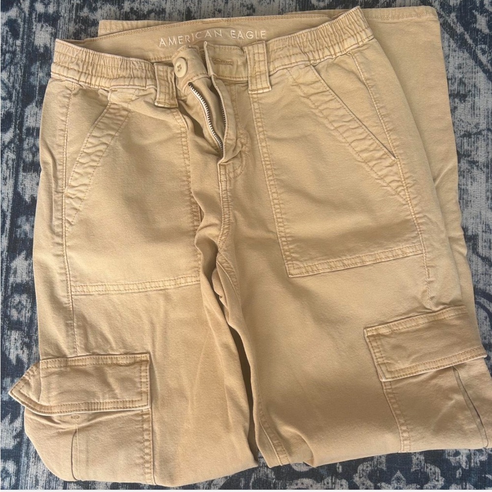 American Eagle Outfitters Khaki Cargo Pants